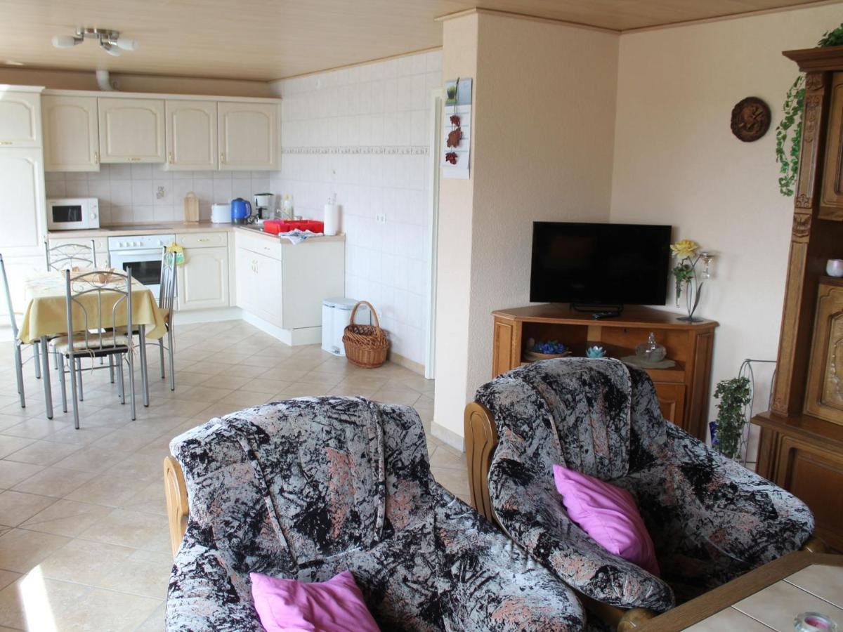 Kröpelin Comfy Farmhouse In Brusow With Garden מראה חיצוני תמונה