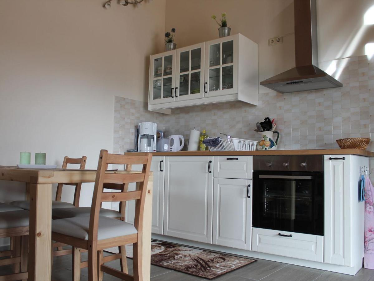 Kröpelin Comfy Farmhouse In Brusow With Garden מראה חיצוני תמונה