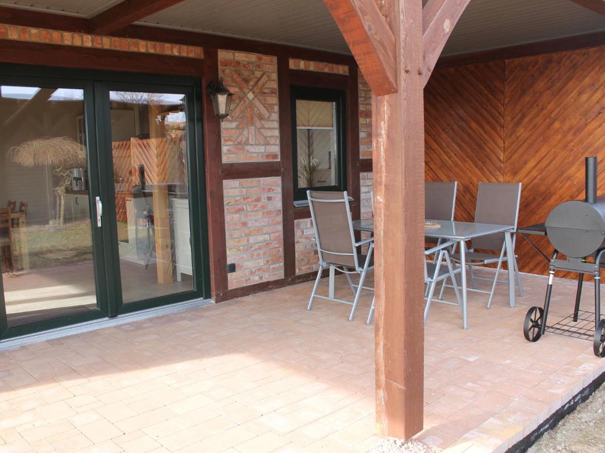 Kröpelin Comfy Farmhouse In Brusow With Garden מראה חיצוני תמונה